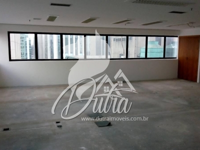 Prédio Inteiro Vila Olímpia 2560m² 61 Vagas