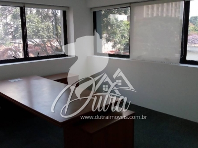 Prédio Inteiro Vila Olímpia 2560m² 61 Vagas