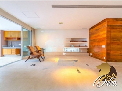 Padrão Jardim Paulista 495m² 03 Dormitórios 03 Suítes 3 Vagas