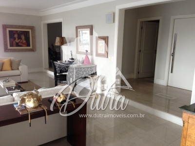 Ville Cap Ferrat Jardim Vila Mariana 374m² 04 Dormitórios 04 Suítes 6 Vagas