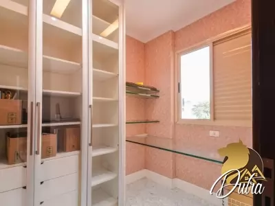 Taiuva Vila Gomes Cardim 340m² 04 Dormitórios 04 Suítes 5 Vagas