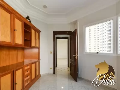 Taiuva Vila Gomes Cardim 340m² 04 Dormitórios 04 Suítes 5 Vagas