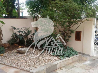 Casa Jardim Paulista 330m² 4 Dormitórios 2 Suítes 3 Vagas