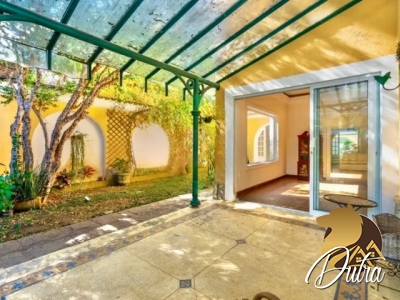 Padrão Jardim América 617m² 04 Dormitórios 03 Suítes 8 Vagas