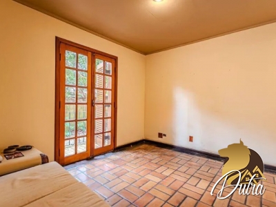 Padrão Jardim América 200m² 03 Dormitórios 2 Vagas