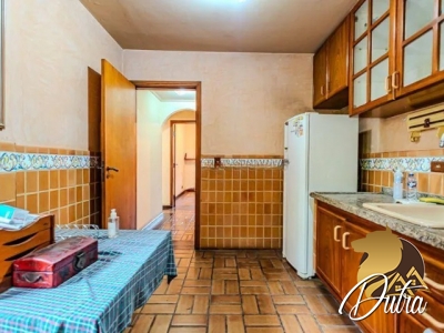 Padrão Jardim América 200m² 03 Dormitórios 2 Vagas