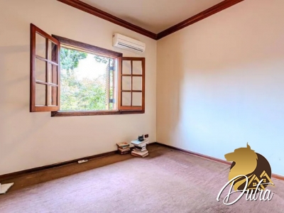 Padrão Jardim América 200m² 03 Dormitórios 2 Vagas