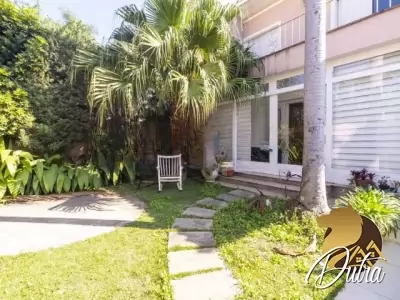 Padrão Jardim Paulista 331m² 03 Dormitórios 02 Suítes 4 Vagas