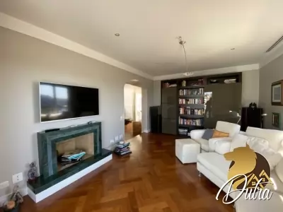 Lindenberg Caroline Mahal Panamby 350m² 04 Dormitórios 04 Suítes 4 Vagas