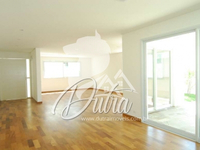 Casa em Condomínio Fechado Jardim Cordeiro 587 m² 4 Suítes 6 Vagas