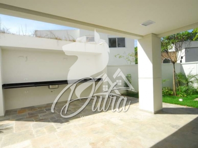Casa em Condomínio Fechado Jardim Cordeiro 587 m² 4 Suítes 6 Vagas