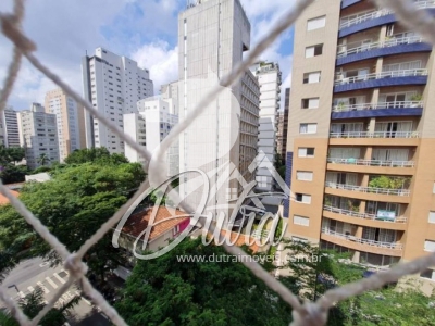 Edifício Geny Chen Itaim Bibi 300m² 03 Dormitórios 02 Suítes 2 Vagas