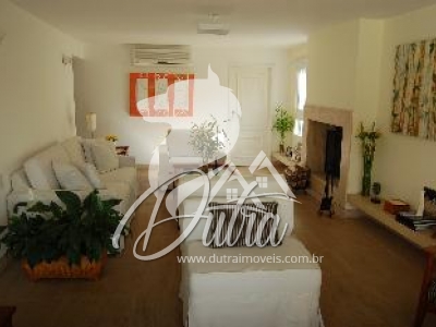 Casa de Vila Cidade Jardim 590m² 05 Dormitórios 05 Suítes 4 Vagas