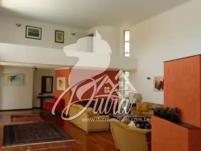 Padrão Vila Madalena 500m² 03 Dormitórios 03 Suítes 4 Vagas