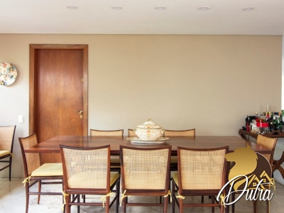Padrão Alto de Pinheiros 412m² 04 Dormitórios 02 Suítes 4 Vagas
