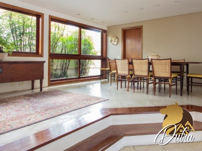 Padrão Alto de Pinheiros 412m² 04 Dormitórios 02 Suítes 4 Vagas