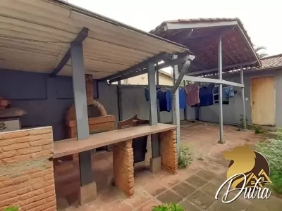 Padrão Brooklin 253m² 03 Dormitórios 02 Suítes 4 Vagas