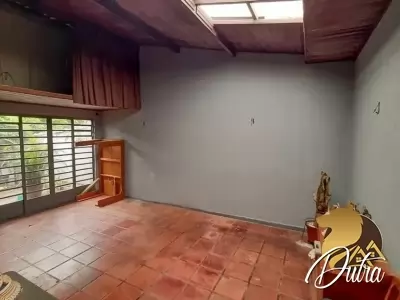 Padrão Brooklin 253m² 03 Dormitórios 02 Suítes 4 Vagas