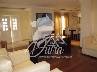 Residencial São Benedito Santo Amaro 367m² 04 Dormitórios 04 Suítes 4 Vagas