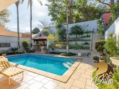 Padrão Jardim Marajoara 228m² 03 Dormitórios 02 Suítes 5 Vagas