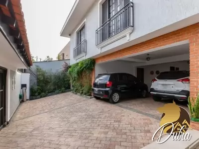 Padrão Jardim Marajoara 228m² 03 Dormitórios 02 Suítes 5 Vagas