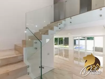 Porto Fino Brooklin 596m² 05 Dormitórios 04 Suítes 8 Vagas