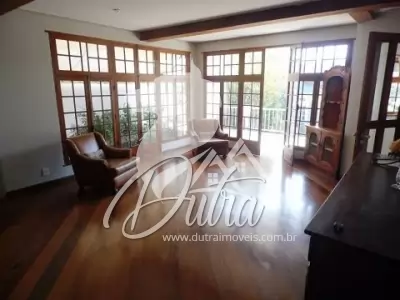 Casa de Condomínio Alto da Boa Vista 350m² 04 Dormitórios 04 Suítes 4 Vagas