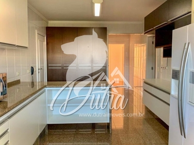 Reserva Casa Grande Santo Amaro 370m² 04 Dormitórios 04 Suítes 5 Vagas