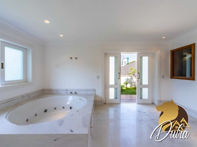 Padrão Jardim Europa 928m² 04 Dormitórios 04 Suítes 16 Vagas
