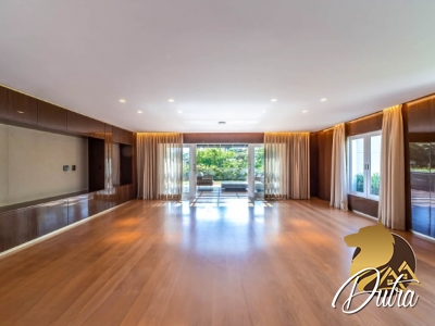 Padrão Jardim Europa 928m² 04 Dormitórios 04 Suítes 16 Vagas