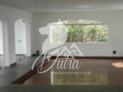 Padrão Vila Madalena 630m² 04 Dormitórios 04 Suítes 4 Vagas