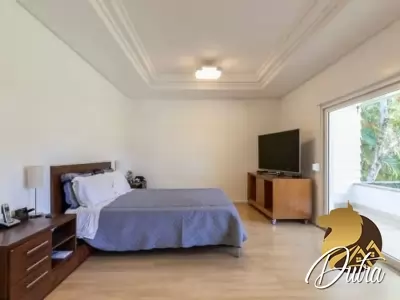 condominio vila verde Jardim Cordeiro 625m² 04 Dormitórios 04 Suítes 5 Vagas