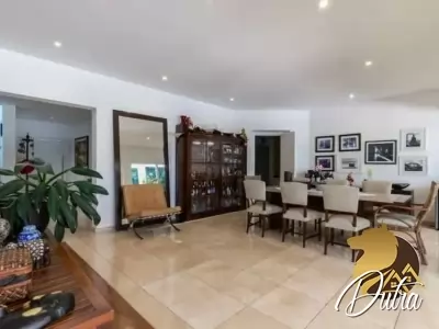 condominio vila verde Jardim Cordeiro 625m² 04 Dormitórios 04 Suítes 5 Vagas