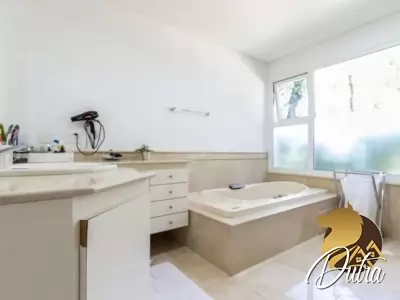 condominio vila verde Jardim Cordeiro 625m² 04 Dormitórios 04 Suítes 5 Vagas