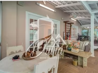 Casa de Condomínio Alto da Boa Vista 405m² 04 Dormitórios 02 Suítes 3 Vagas