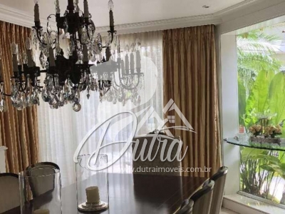 Padrão Santo Amaro 736m² 04 Dormitórios 04 Suítes 6 Vagas