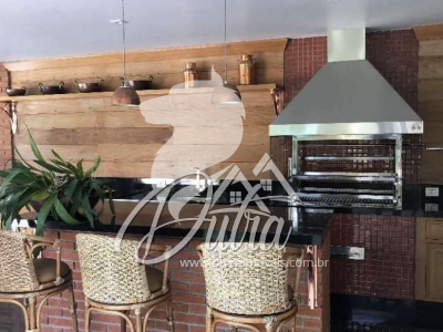 Padrão Santo Amaro 736m² 04 Dormitórios 04 Suítes 6 Vagas