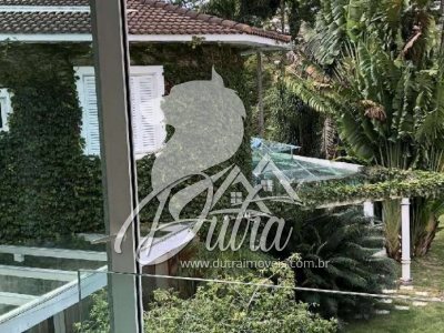 Padrão Santo Amaro 736m² 04 Dormitórios 04 Suítes 6 Vagas
