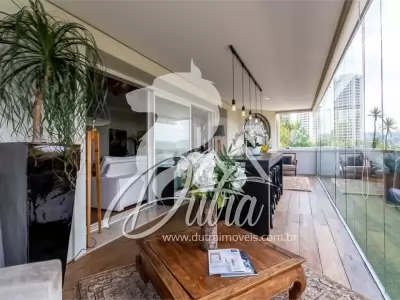 Lindenberg São Paulo Jardim Fonte do Morumbi 800m² 04 Dormitórios 04 Suítes 6 Vagas