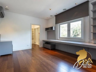 Sobrado Jardim Europa 531m² 09 Dormitórios 06 Suítes 4 Vagas