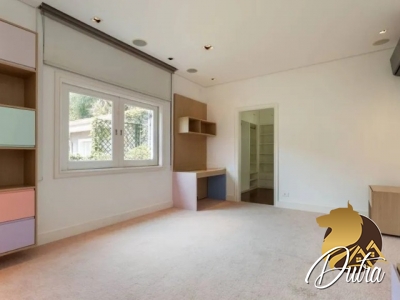 Sobrado Jardim Europa 531m² 09 Dormitórios 06 Suítes 4 Vagas
