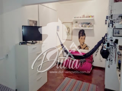 Casa Alto de Pinheiros 250m² 3 Suítes 4 Vagas