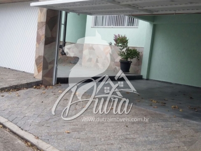 Casa Alto de Pinheiros 180m² 4 Dormitórios 1 Suíte 4 Vagas