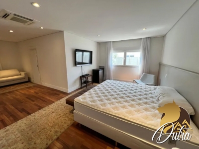 Padrão Jardim América 697m² 04 Dormitórios 04 Suítes 8 Vagas
