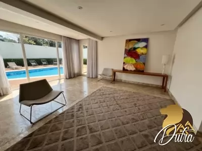 Padrão Jardim América 697m² 04 Dormitórios 04 Suítes 8 Vagas
