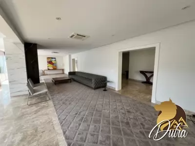 Padrão Jardim América 697m² 04 Dormitórios 04 Suítes 8 Vagas