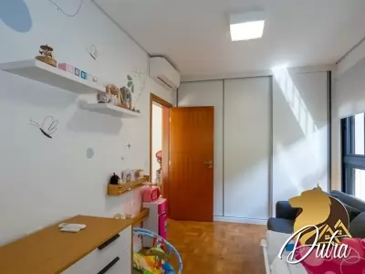Padrão Jardim Paulista 268m² 03 Dormitórios 03 Suítes 3 Vagas