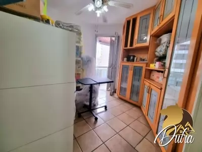 Edifício Edmond Halley Moema 242m² 03 Dormitórios 02 Suítes 2 Vagas