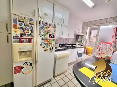 Edifício Edmond Halley Moema 242m² 03 Dormitórios 02 Suítes 2 Vagas