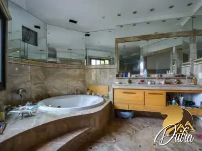 Saint Hilaire Paraíso 768m² 05 Dormitórios 05 Suítes 6 Vagas